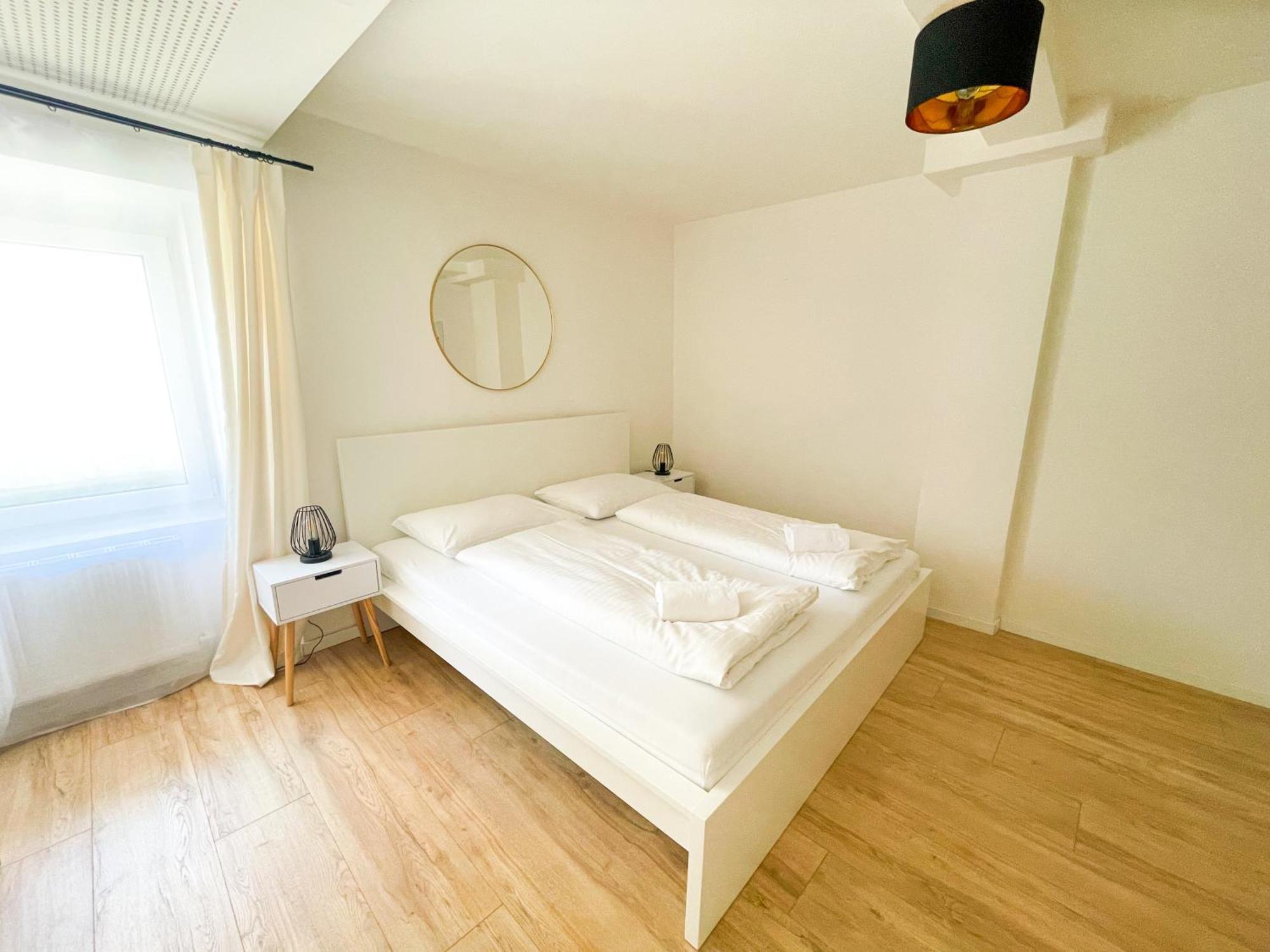 Contactless Self-Check-In - Stayhere Central City Suite 1 Graz Buitenkant foto